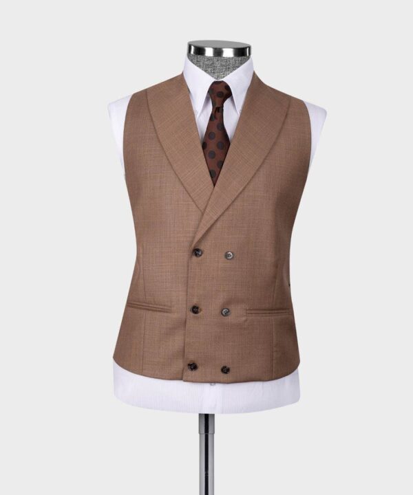 ACC'S brown suit - Image 4